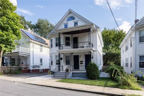 105 Garfield Avenue Providence RI 02908