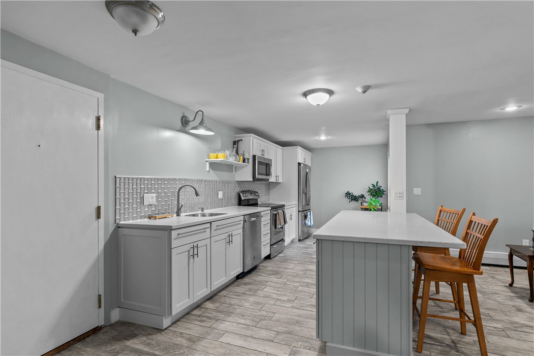66 Girard Avenue 114