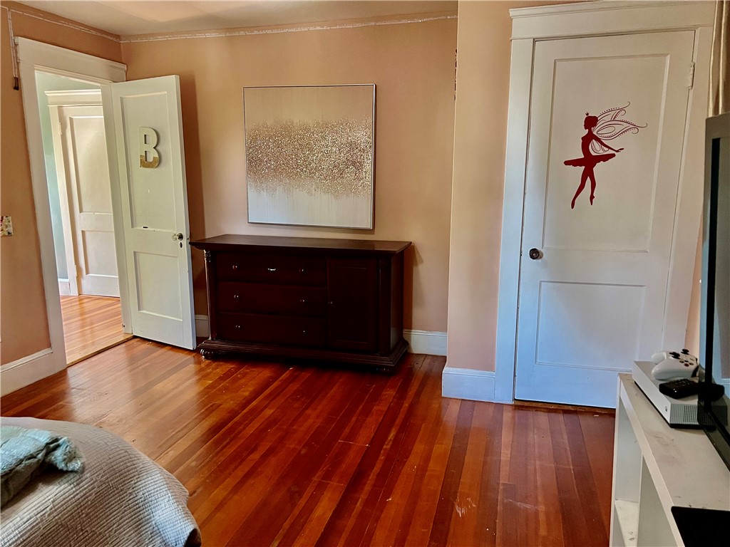 North Providence, Rhode Island 02911, United States, 3 Bedrooms Bedrooms, ,2 BathroomsBathrooms,Residential,Active,161031