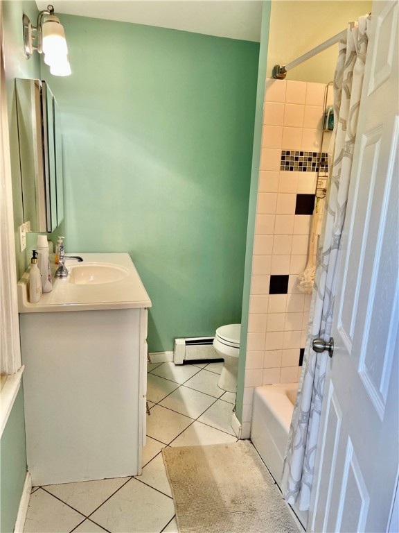 North Providence, Rhode Island 02911, United States, 3 Bedrooms Bedrooms, ,2 BathroomsBathrooms,Residential,Active,161031