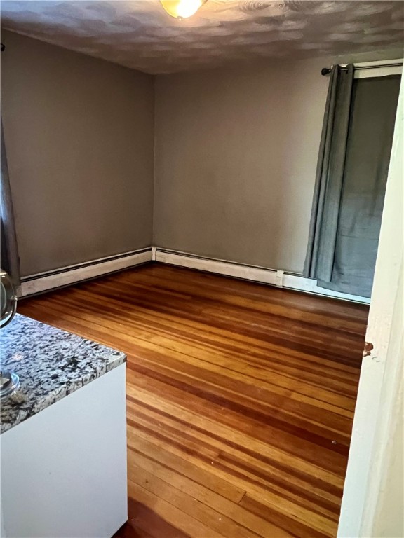 North Providence, Rhode Island 02911, United States, 3 Bedrooms Bedrooms, ,2 BathroomsBathrooms,Residential,Active,161031