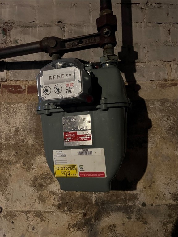 North Providence, Rhode Island 02911, United States, 3 Bedrooms Bedrooms, ,2 BathroomsBathrooms,Residential,Active,161031