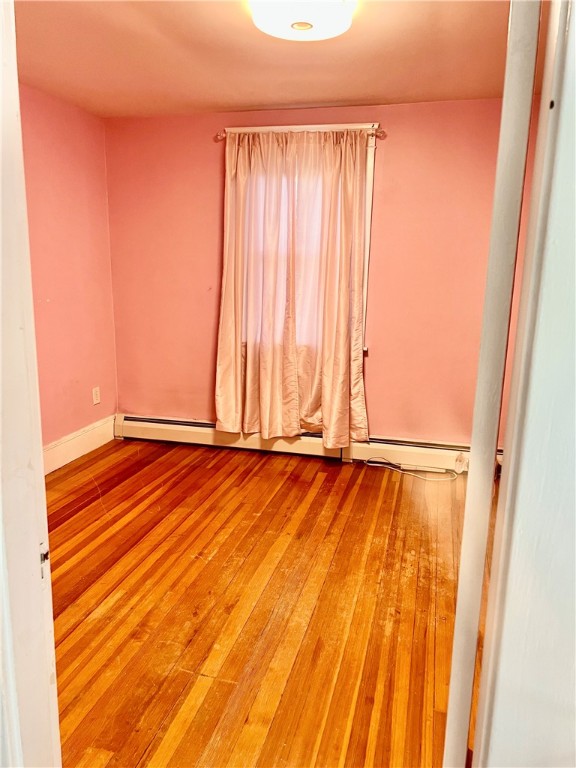 North Providence, Rhode Island 02911, United States, 3 Bedrooms Bedrooms, ,2 BathroomsBathrooms,Residential,Active,161031