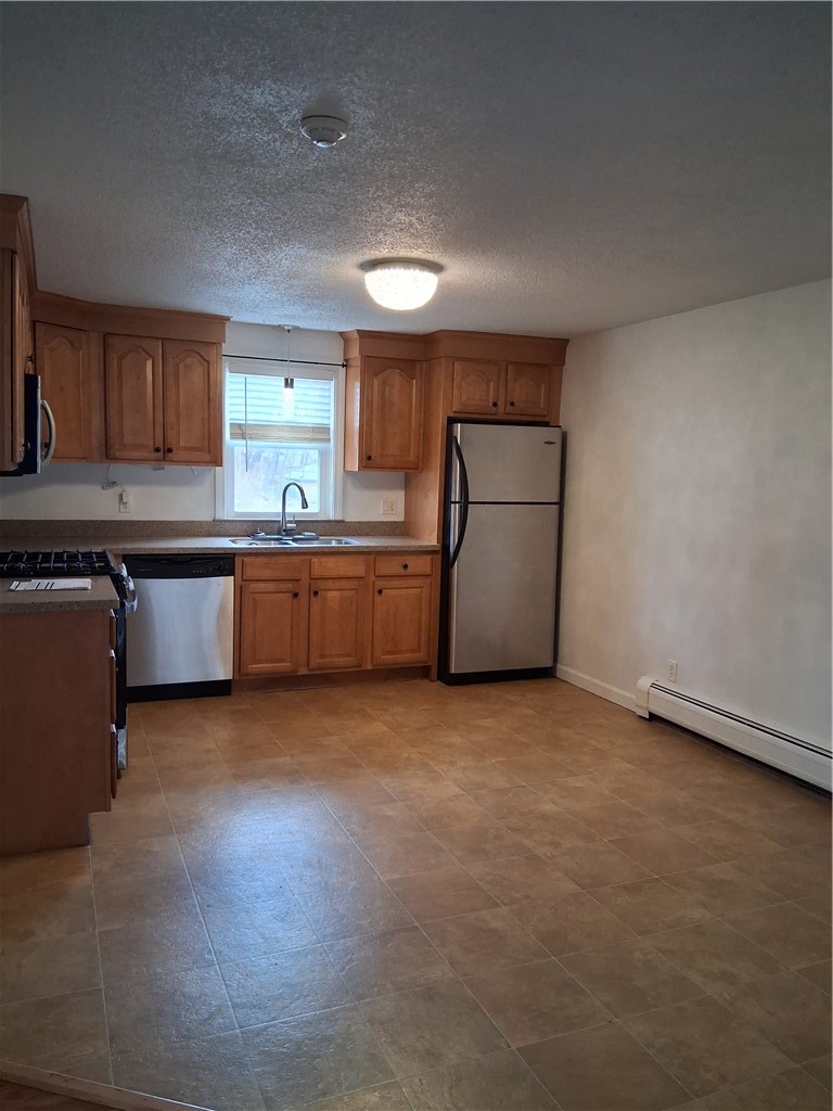 381 Old River Road 3