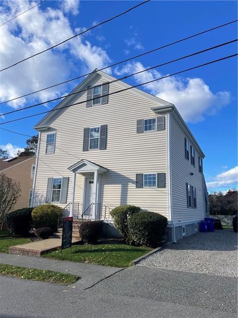 31 Garfield Avenue 2 Bristol RI 02806