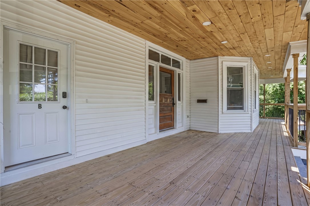 152 Laurel Hill Avenue