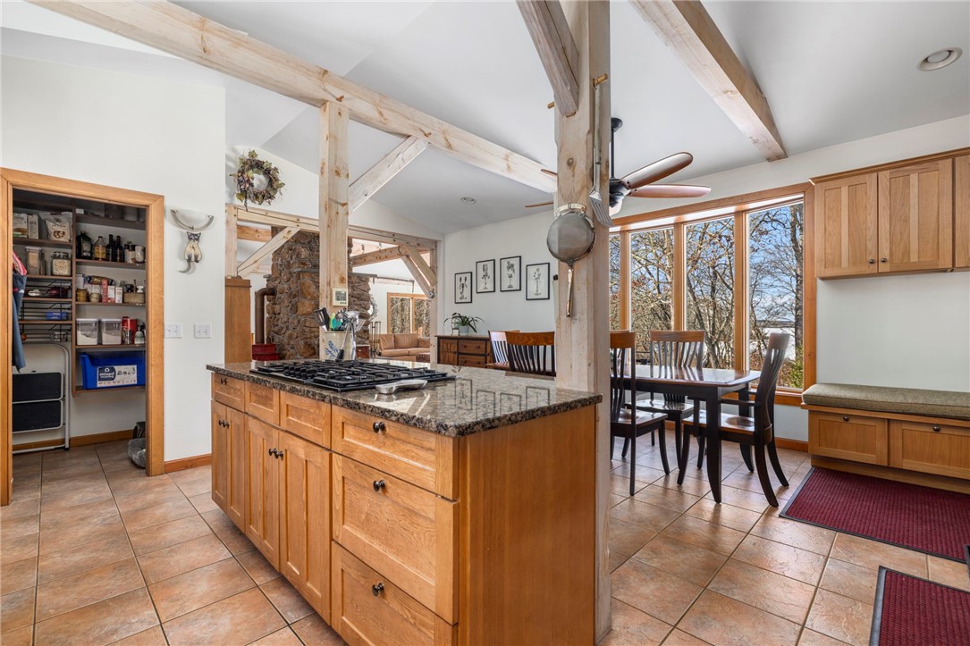 1808 Ministerial Road E