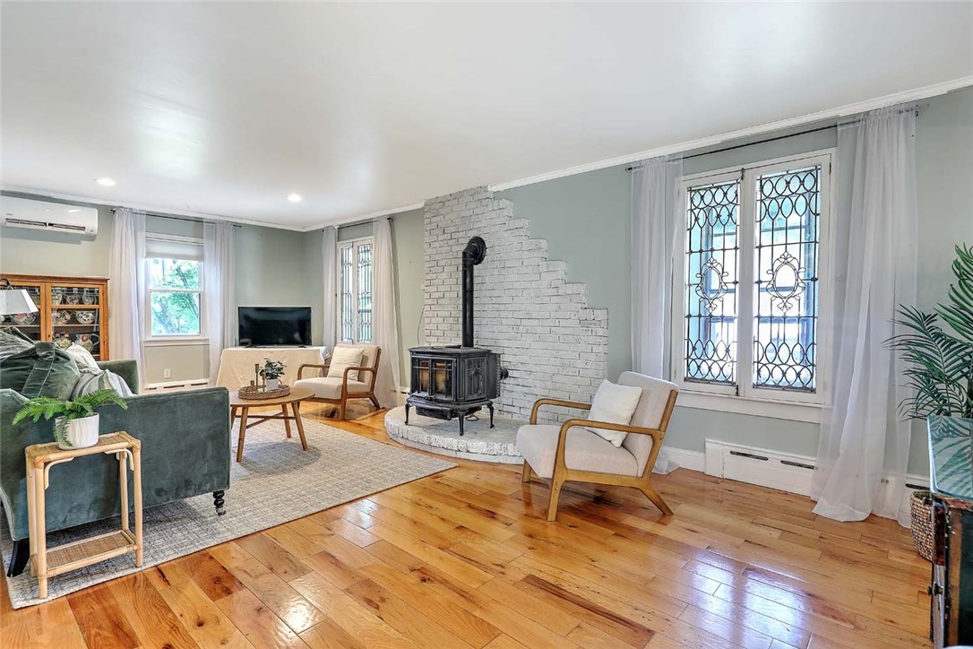 21 Carpenter Avenue