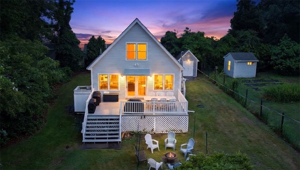 43 MERRILL AVE, PRUDENCE ISLAND, RI 02872 - Image 72d245f67c9b33e0fbbf024e30dc71a2/81610702