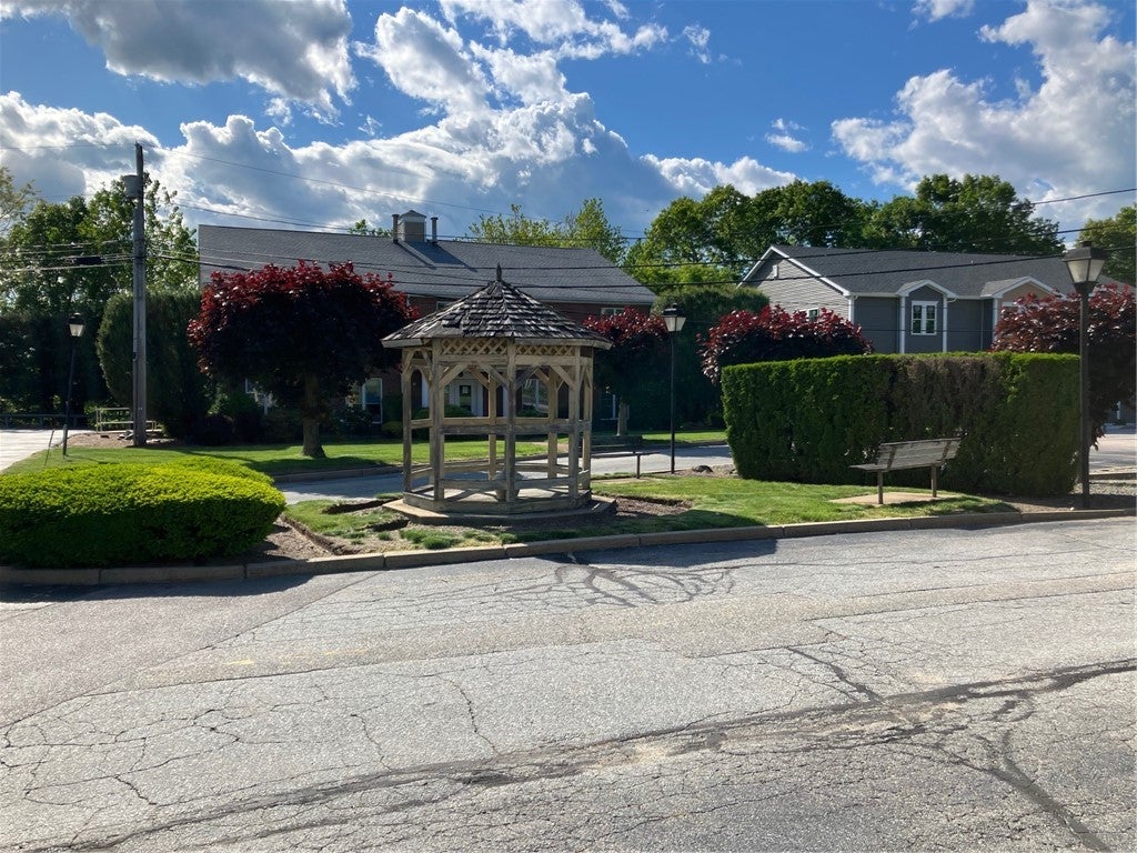 33 College Hill Road 5