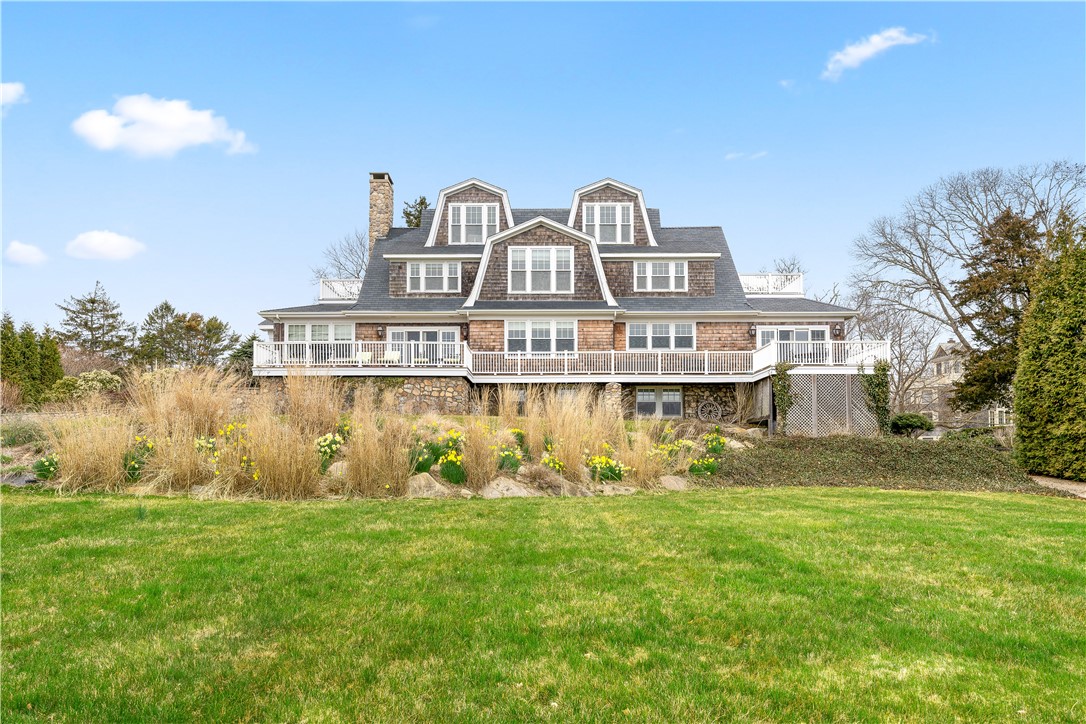 View Westerly, RI 02891 house