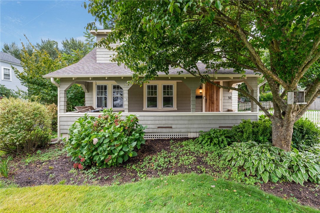 30 Ledge Road