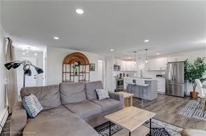 66 Girard Avenue 423