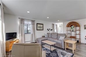 66 Girard Avenue 423