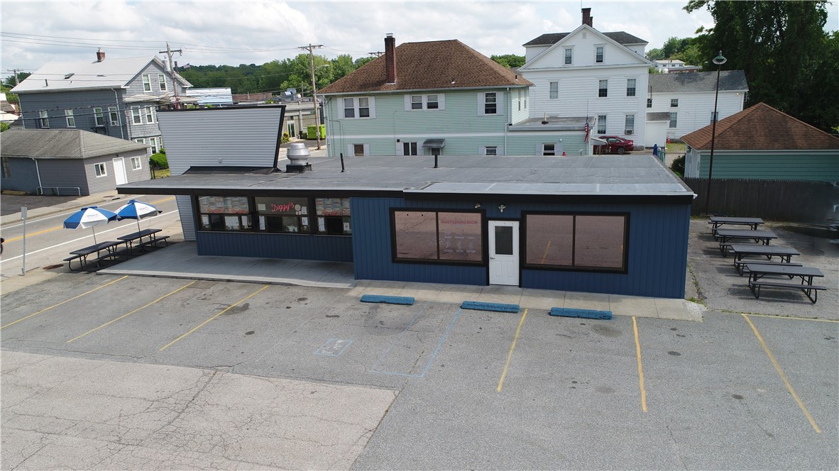923 925 Main Street