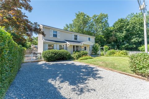 88 General Hawkins Drive Warwick RI 02888