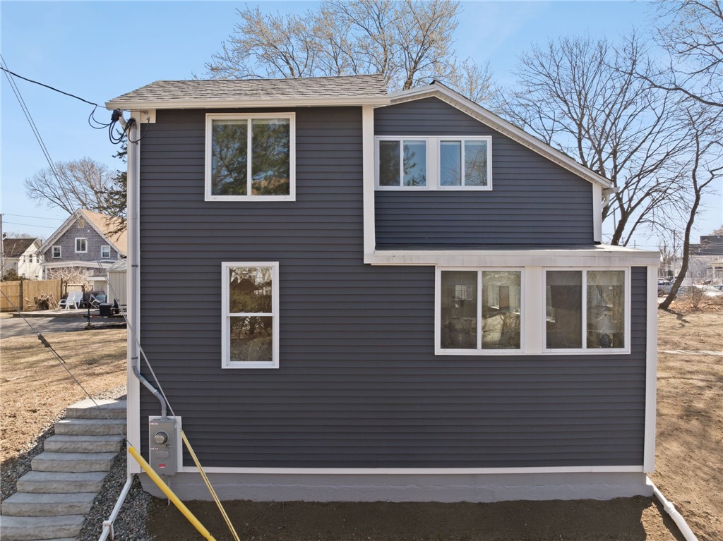 102 Lincoln Avenue