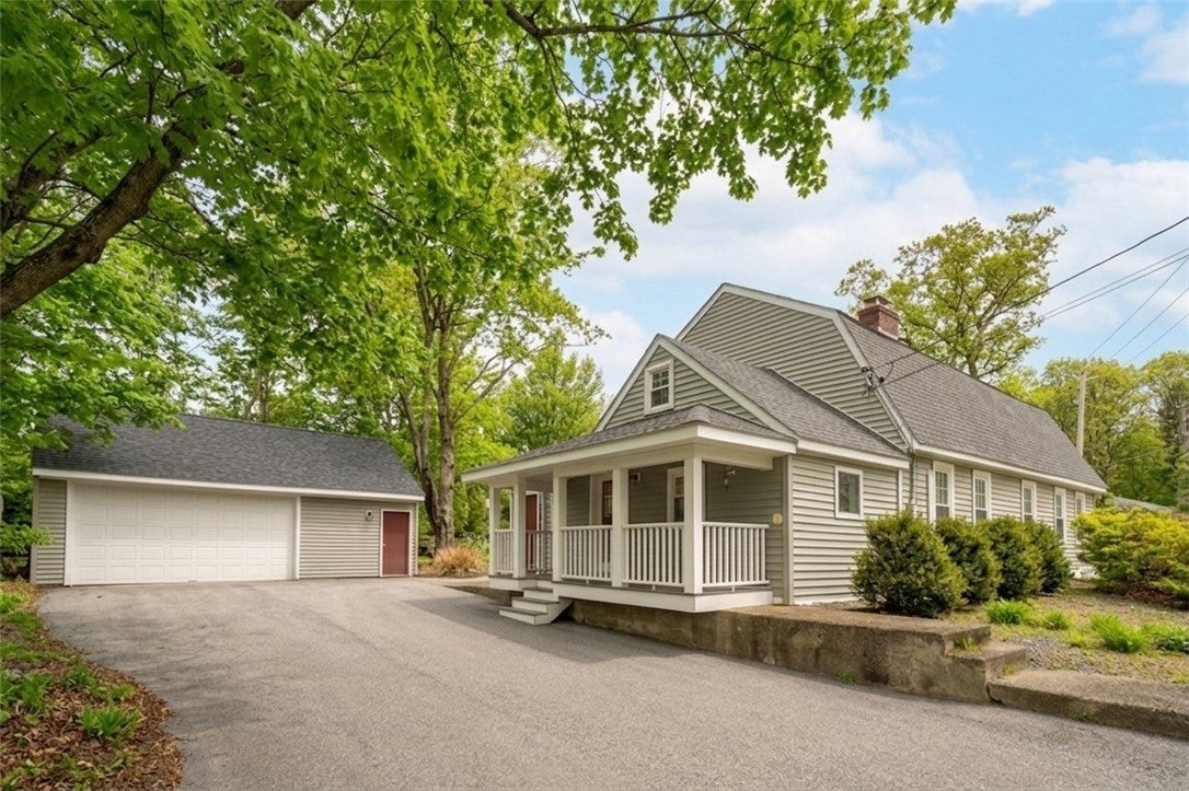 182 Hines Road