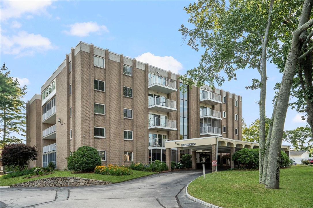 200 Hoffman Avenue 402