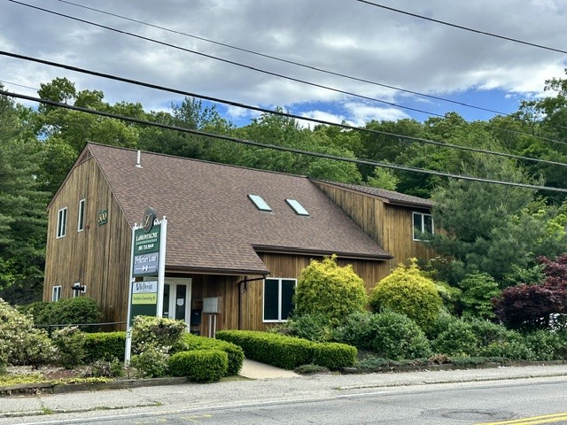 300 Front Street 204