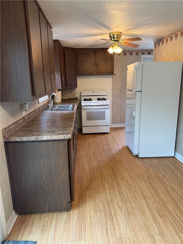 20 CRYSTAL Drive