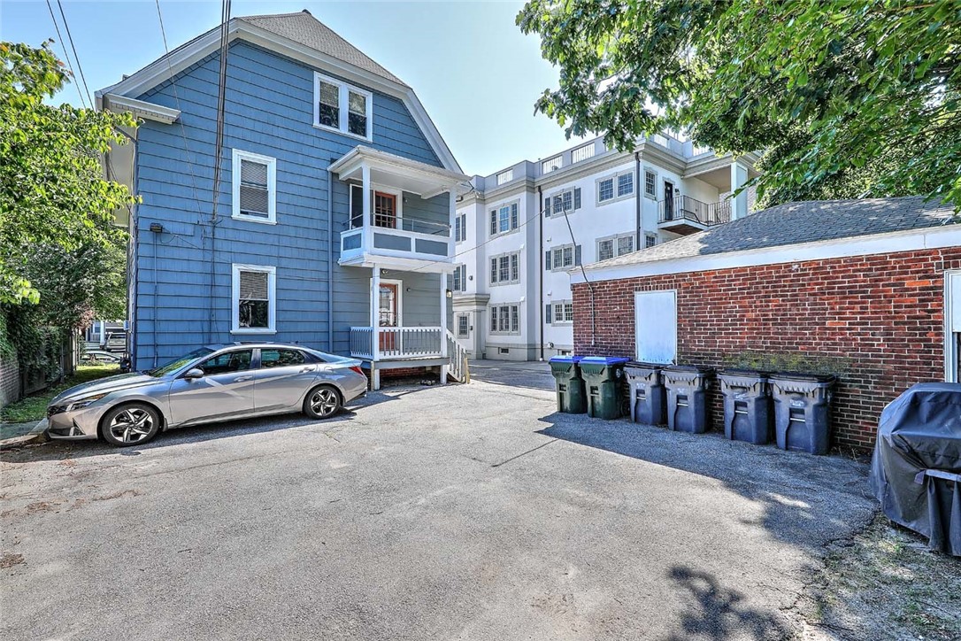 38 S Angell Street
