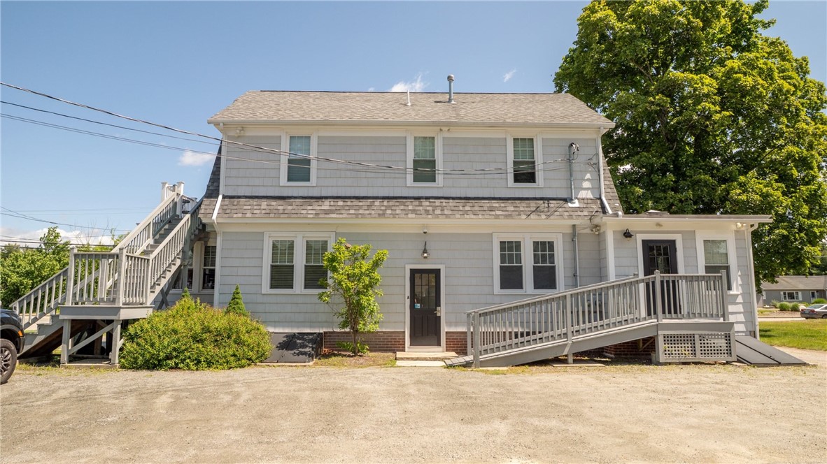 634 Putnam Pike