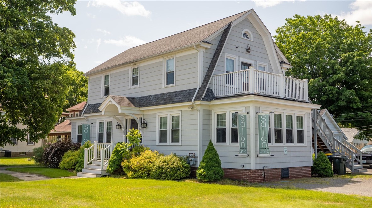 634 Putnam Pike