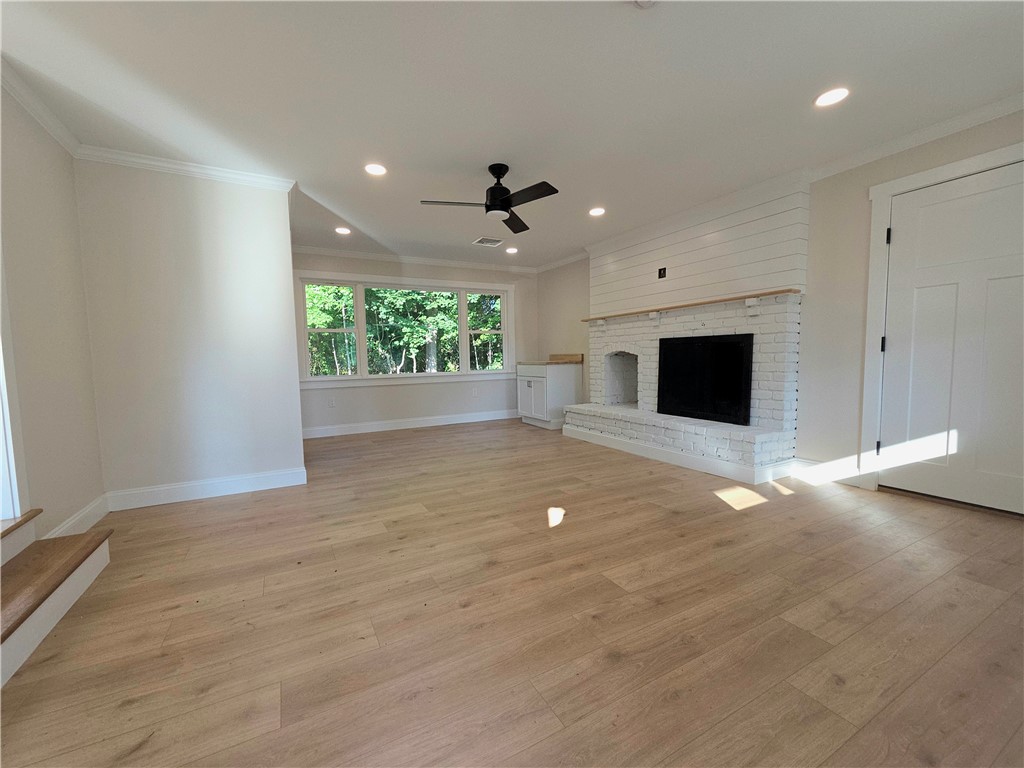 513 Knotty Oak Road