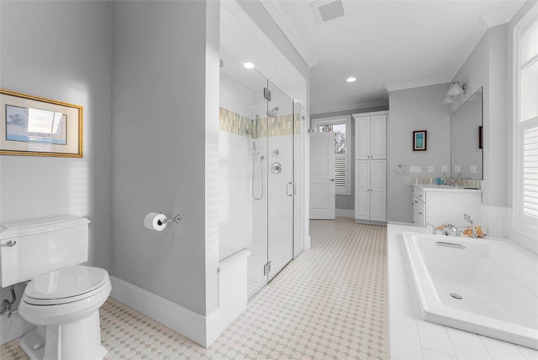 South Kingstown, Rhode Island 02879, United States, 3 Bedrooms Bedrooms, ,3 BathroomsBathrooms,Residential,Pending,23435