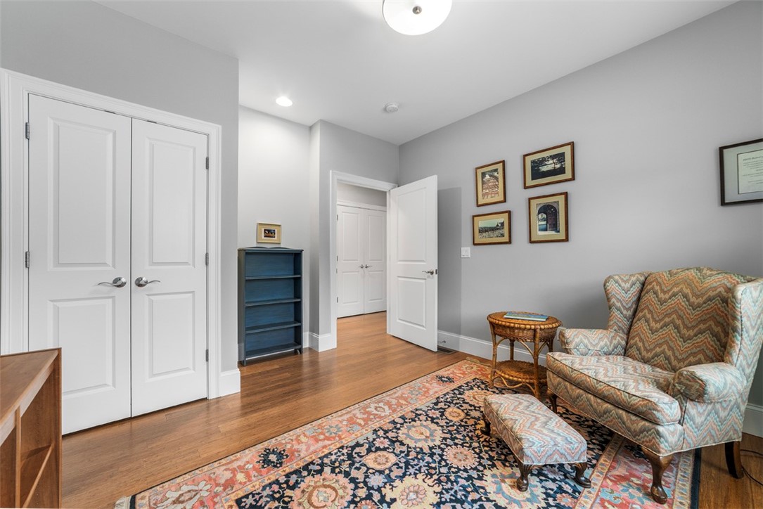 South Kingstown, Rhode Island 02879, United States, 3 Bedrooms Bedrooms, ,3 BathroomsBathrooms,Residential,Pending,23435