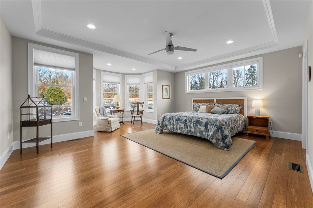 South Kingstown, Rhode Island 02879, United States, 3 Bedrooms Bedrooms, ,3 BathroomsBathrooms,Residential,Pending,23435