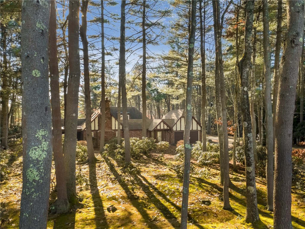 Cumberland, Rhode Island 02864, United States, 3 Bedrooms Bedrooms, ,4 BathroomsBathrooms,Residential,Active,104659