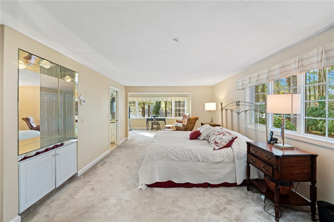 Cumberland, Rhode Island 02864, United States, 3 Bedrooms Bedrooms, ,4 BathroomsBathrooms,Residential,Active,104659