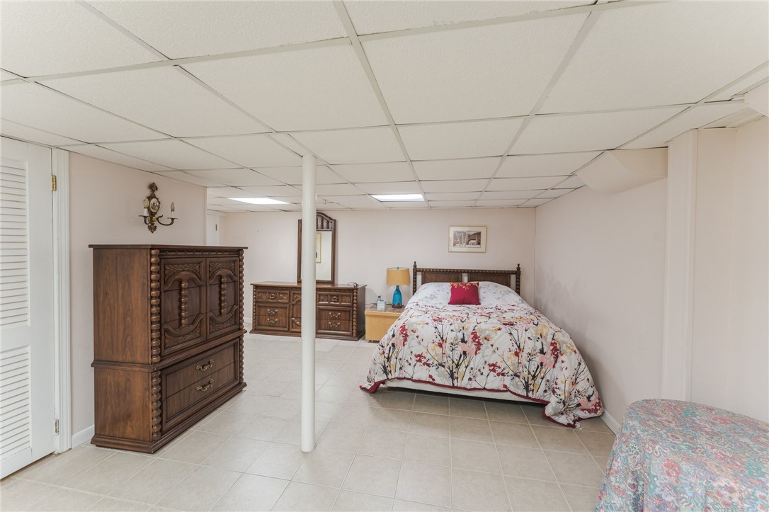 Cumberland, Rhode Island 02864, United States, 3 Bedrooms Bedrooms, ,4 BathroomsBathrooms,Residential,Active,104659