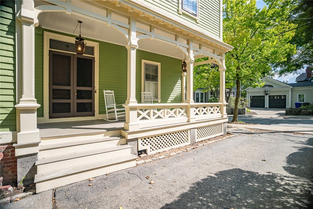 24 Barnes Street