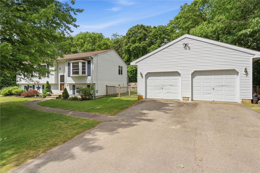 8 Sparrow Drive