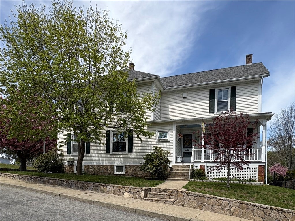 65 Summit Avenue