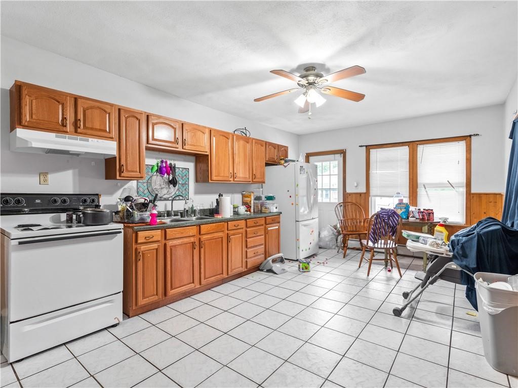 144 Railroad Street 145