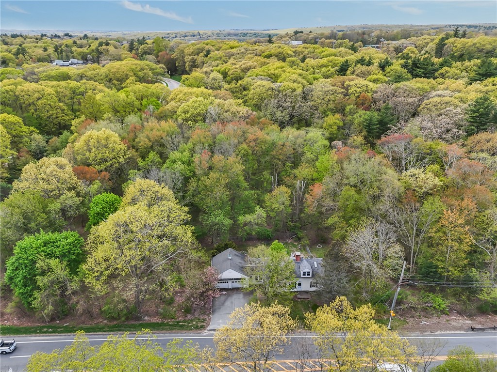1162 Douglas Pike