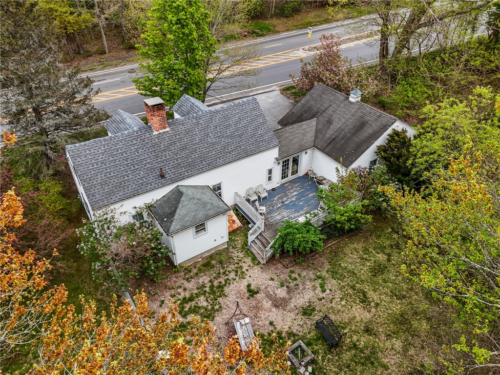 1162 Douglas Pike