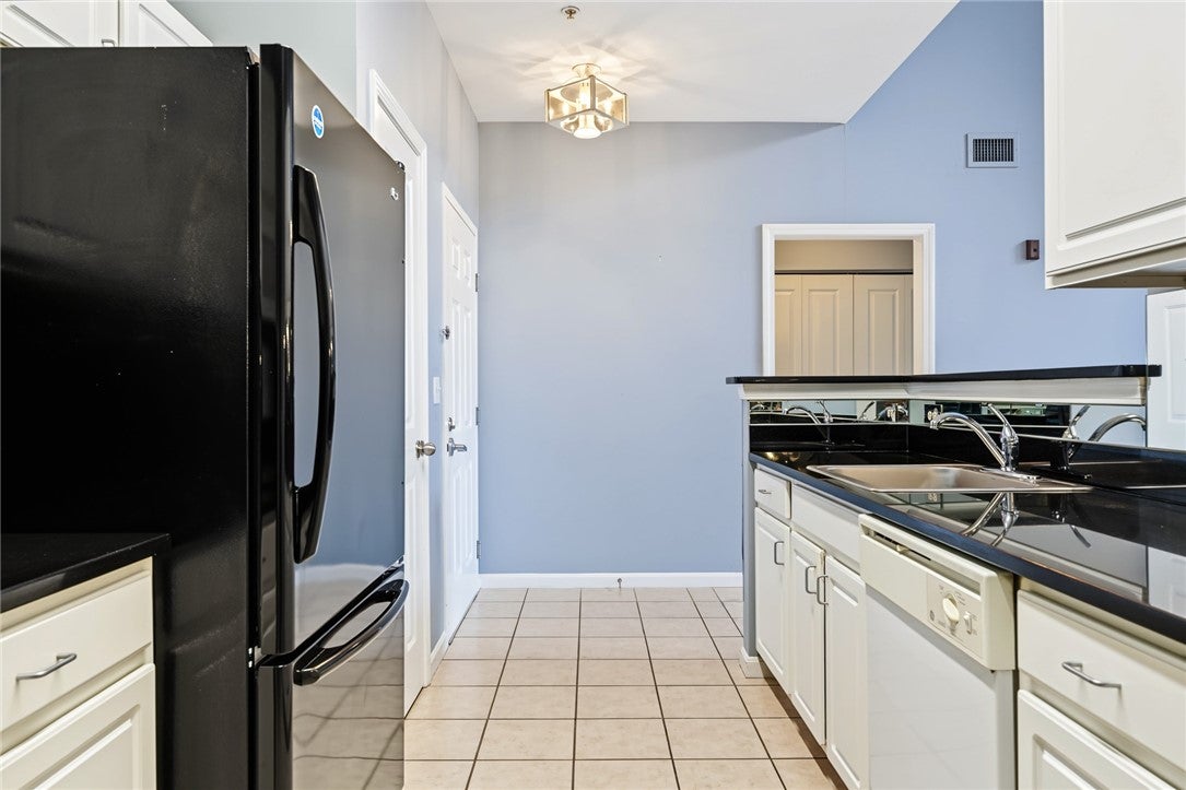 1000 Providence Place 401