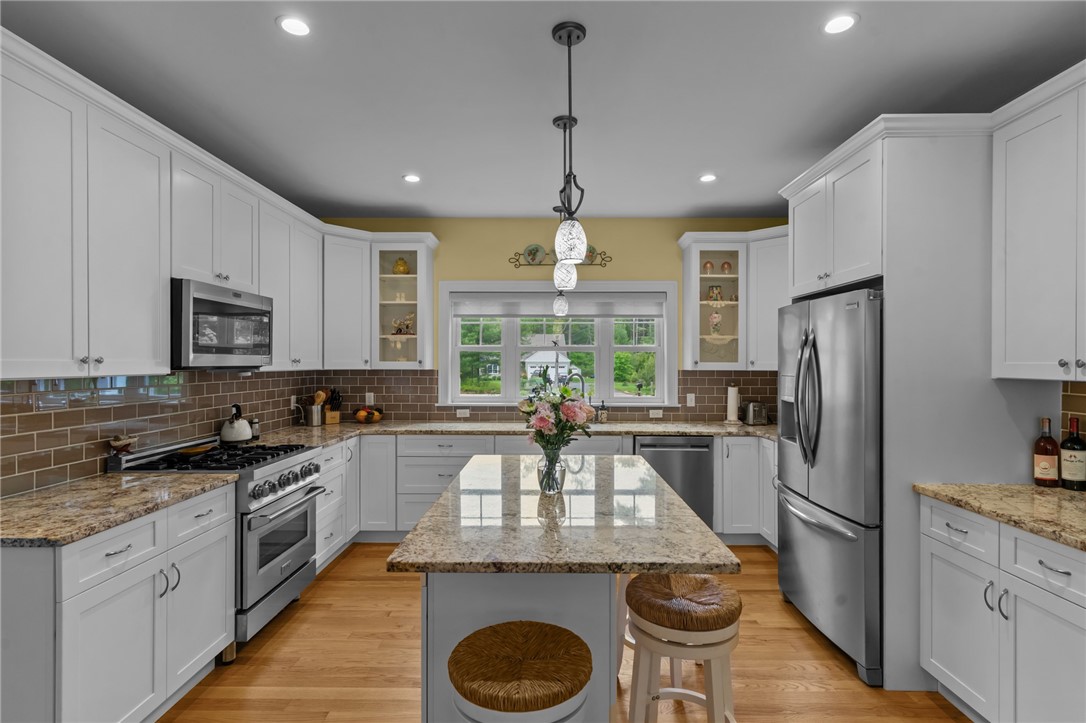 106 White Pines Trail