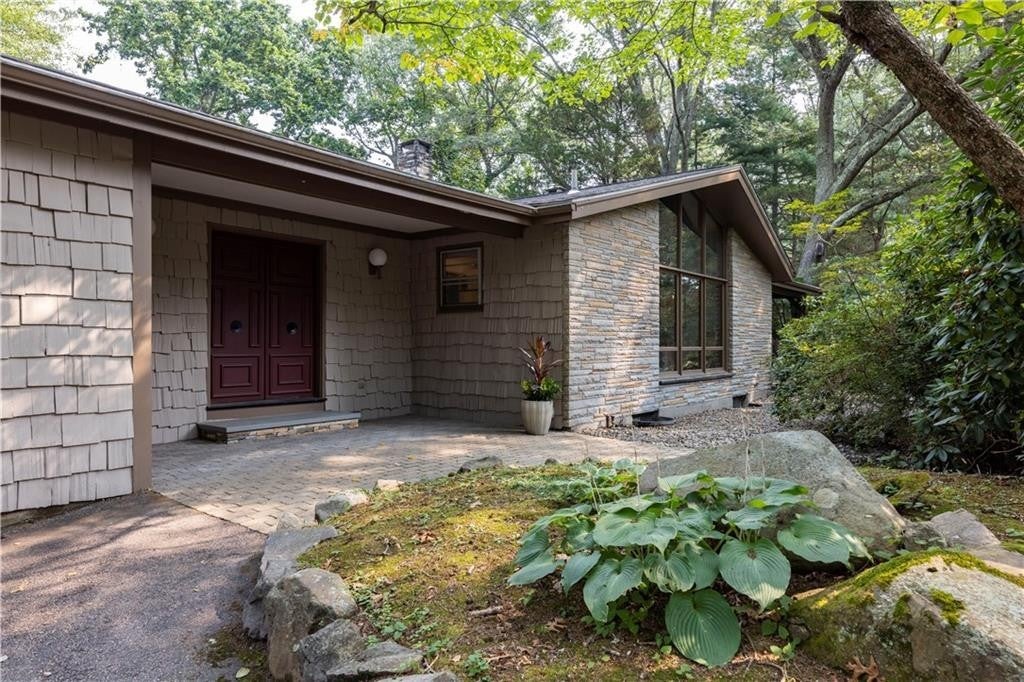 165 Kent Drive