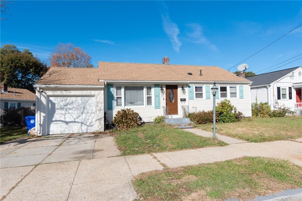 171 SINCLAIR AVE, PROVIDENCE, RI 02907 - Image 77982e3d15c8b2897263ca4ae7d8523b/1534813329