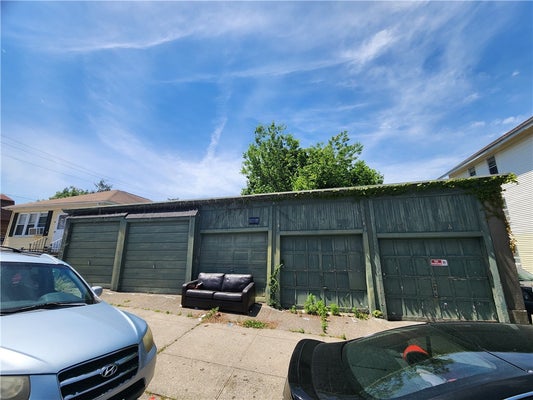82 LARCH ST, PAWTUCKET, RI 02860 - Image 77ac95f46afc5d371700a38b9a0e772d/1661018916