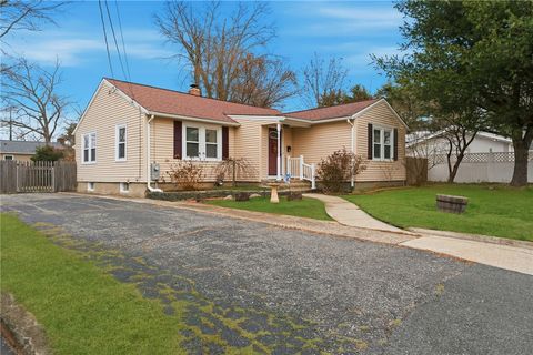 20 Bridgham Street East Providence RI 02916