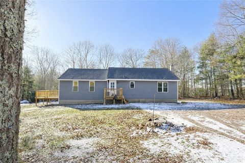 739 Victory Highway West Greenwich RI 02817