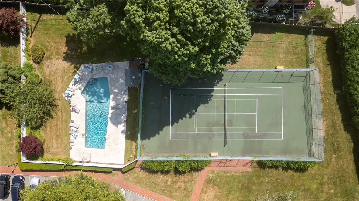 364 Bellevue Avenue D7