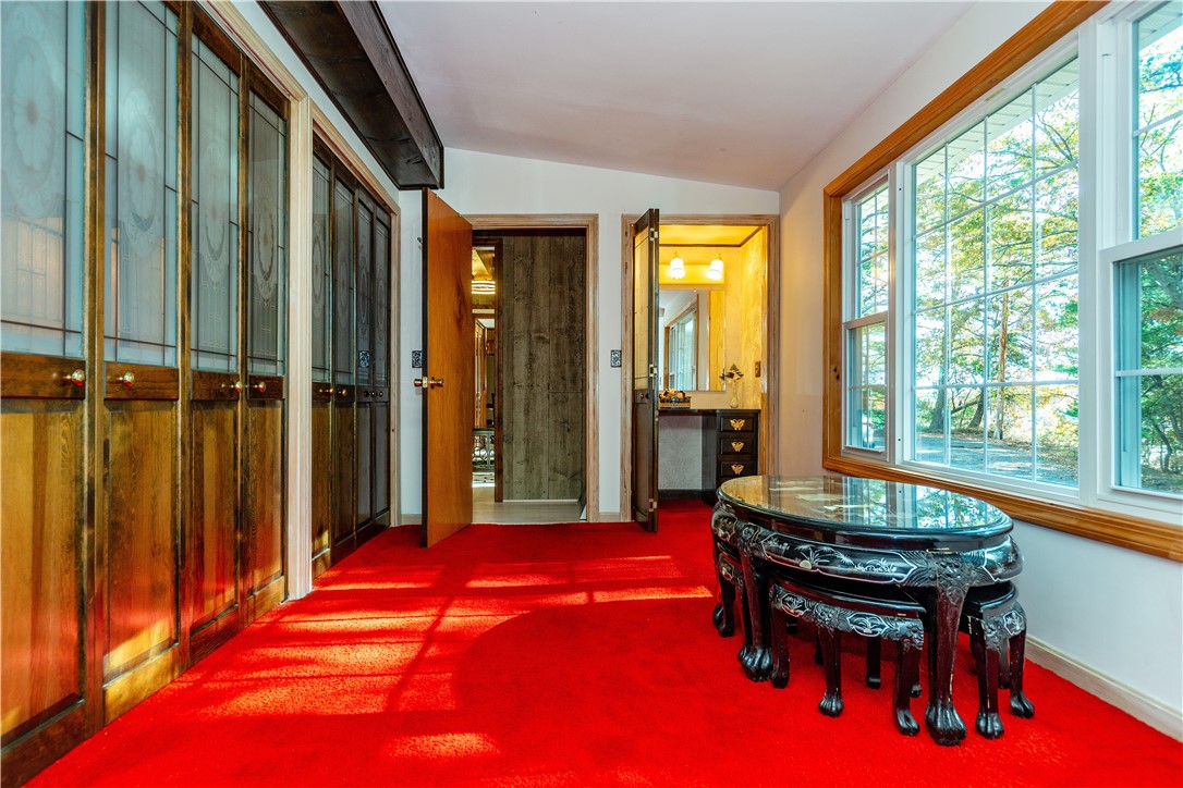 Coventry, Rhode Island 02816, United States, 4 Bedrooms Bedrooms, ,3 BathroomsBathrooms,Residential,Active,232262